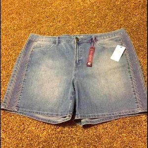 New Gloria Vanderbilt shorts